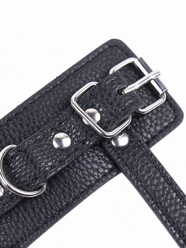 Ohmama - Fetish Ball Stretcher with Leash