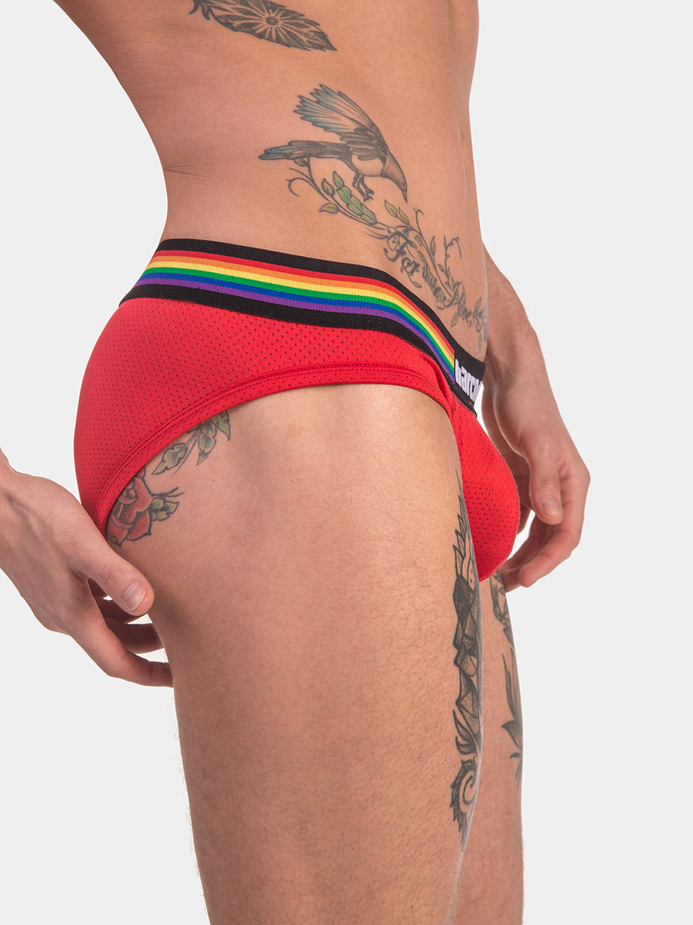 Barcode Berlin Brief Pride Red