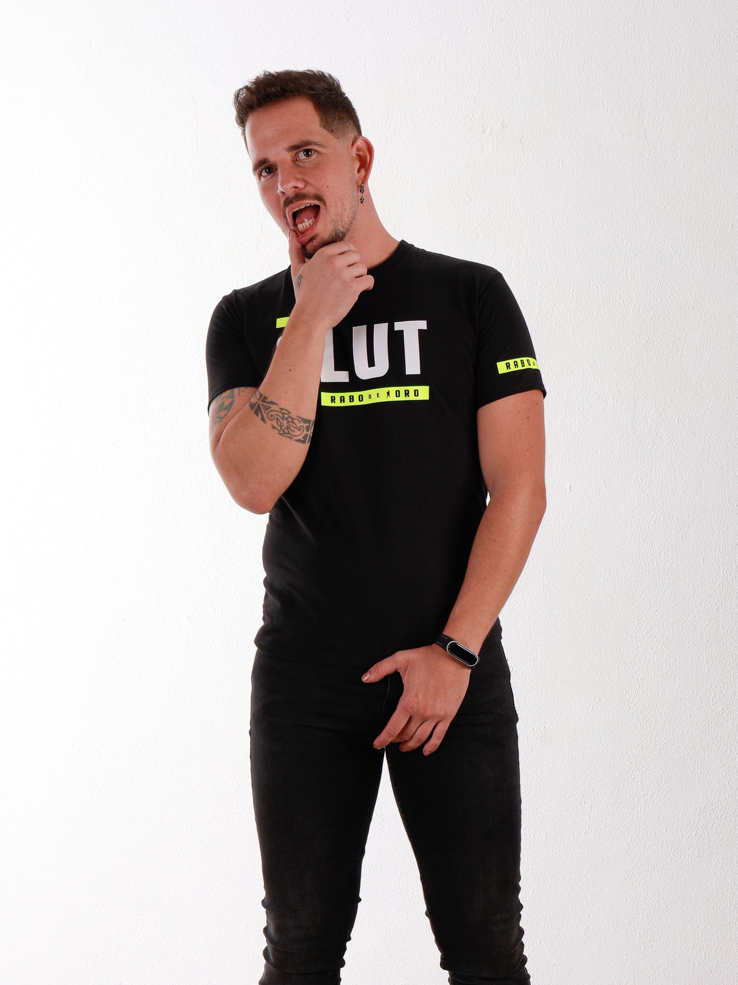 SLUT Black T-Shirt with BDSM Hanky Code details