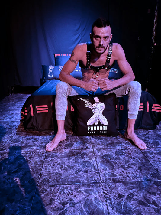 Rabo De Toro - FAGOT - Funda de Cojín BDSM