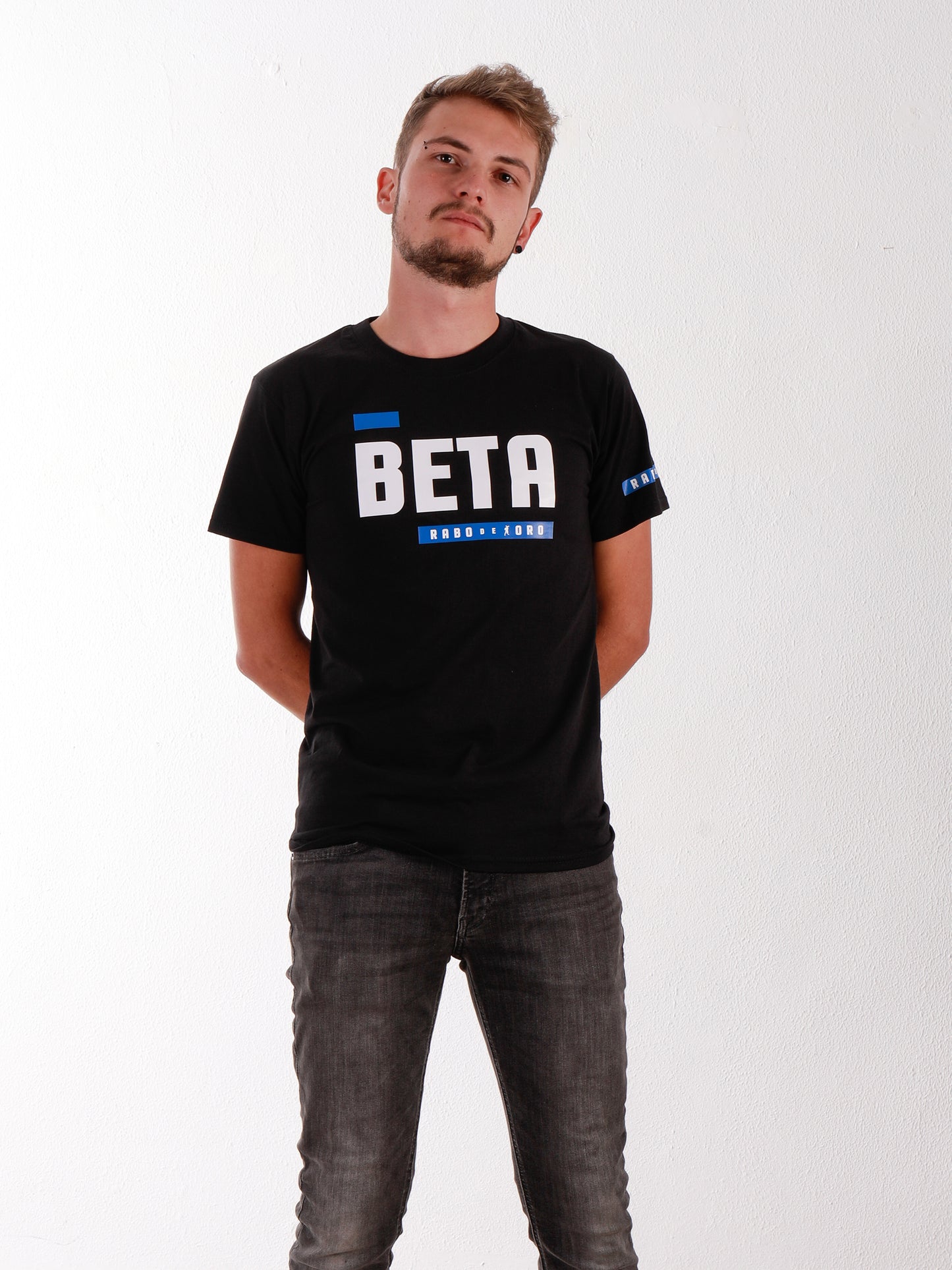 Camiseta negra BETA con detalles BDSM Hanky ​​Code
