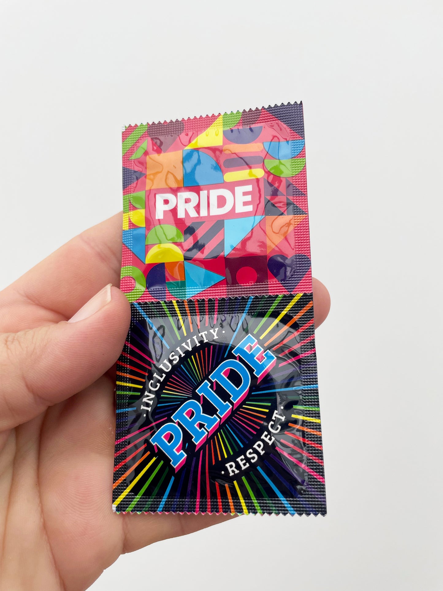 Pasante Pride Condoms 2 Und